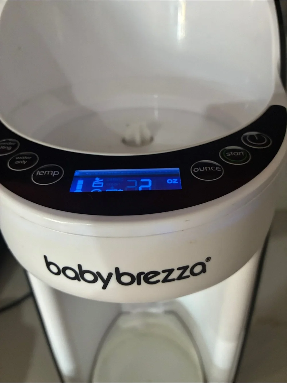 Baby Brezza White Automatic Formula Dispenser - One-Touch Powder Delivery